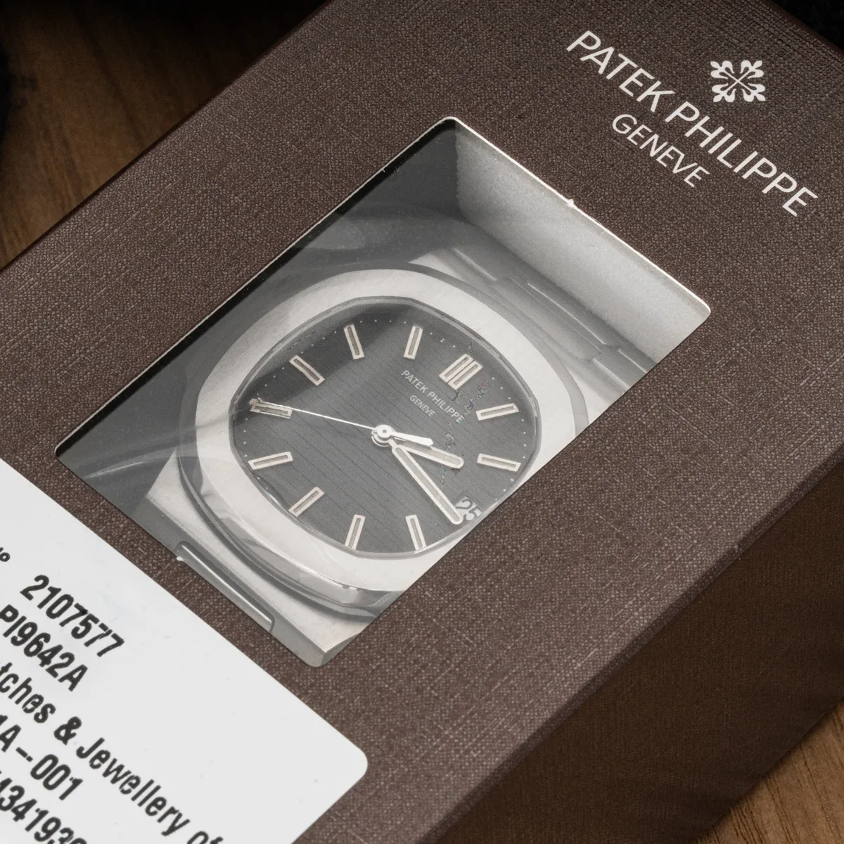 Patek Philippe Nautilus 5711/1A-001 40mm Stainless steel Blue 3