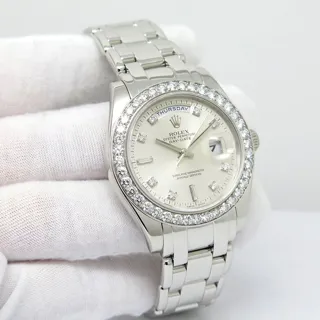 Rolex Day-Date 18946 Platinum Silver