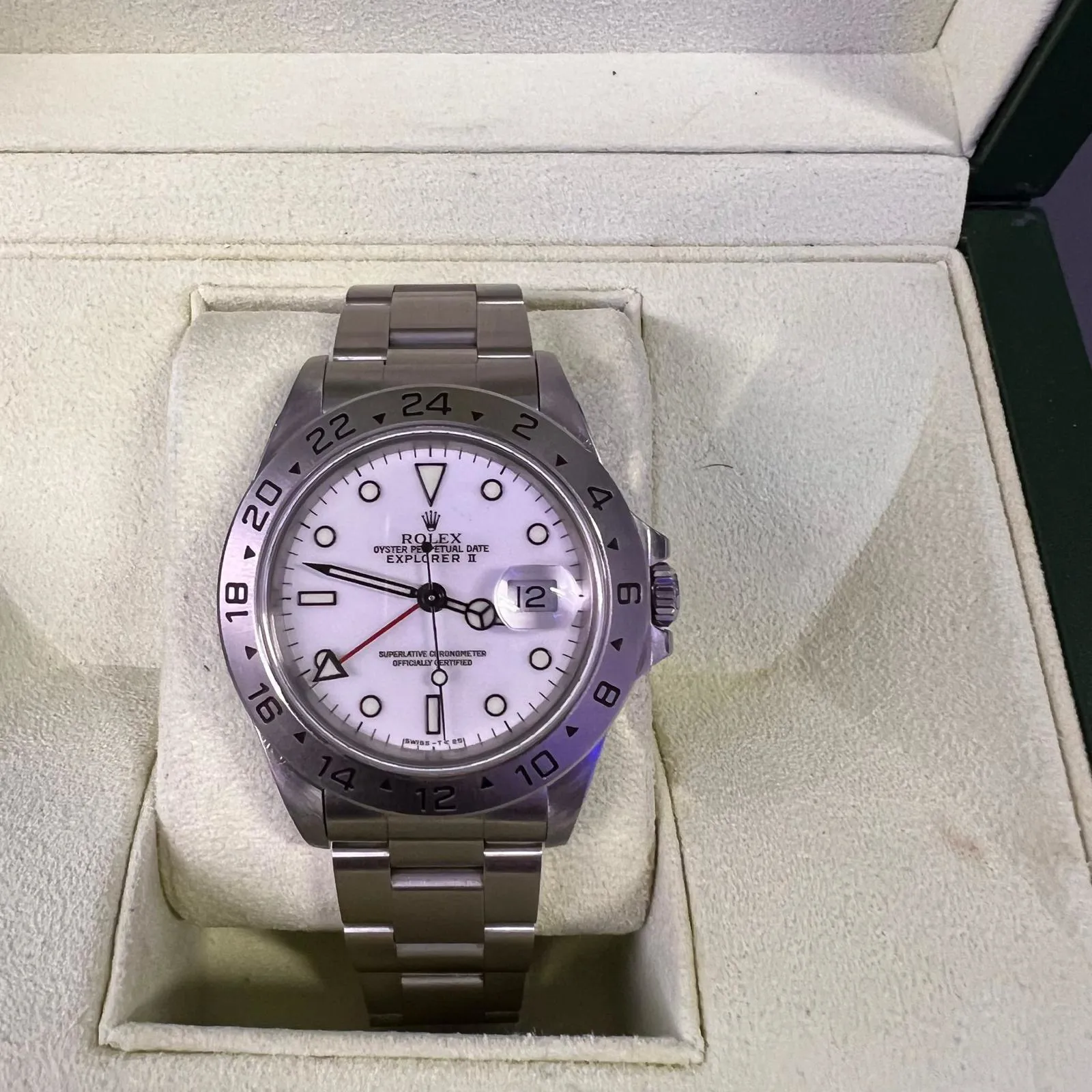 Rolex Explorer II 16570 40mm Stainless steel White 4