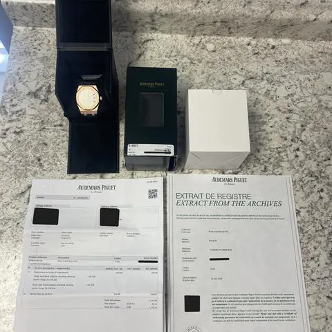 Audemars Piguet Royal Oak 15300OR.OO.D088CR.02 39mm Rose gold Silver 9