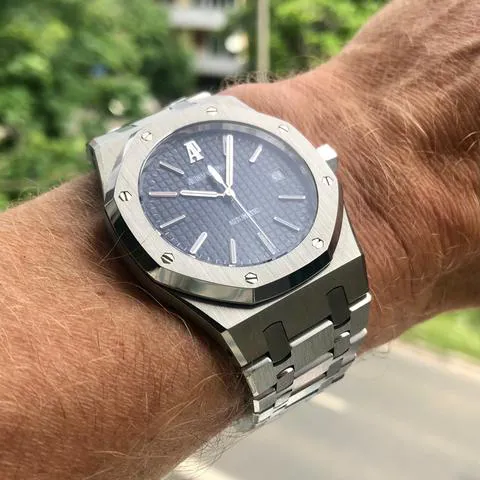 Audemars Piguet Royal Oak 15300ST.OO.1220ST.02 39mm Stainless steel Blue