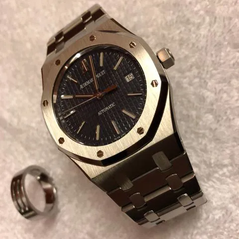 Audemars Piguet Royal Oak 15300ST.OO.1220ST.02 39mm Stainless steel Blue 4