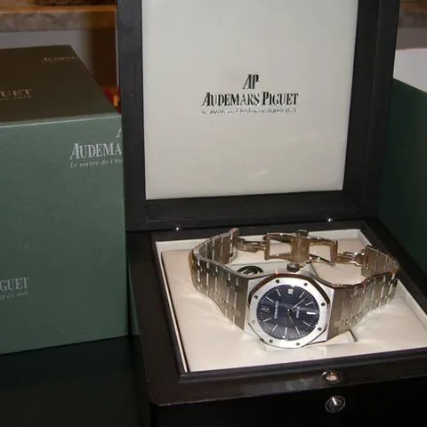 Audemars Piguet Royal Oak 15300ST.OO.1220ST.02 39mm Stainless steel Blue 5