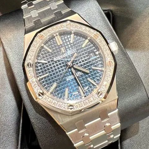 Audemars Piguet Royal Oak 15451ST.ZZ.1256ST.03 37mm Stainless steel Blue