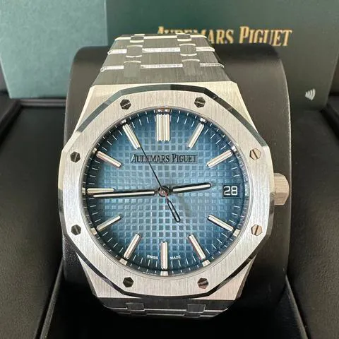 Audemars Piguet Royal Oak 15510BC.OO.1320BC.02 41mm White gold Blue