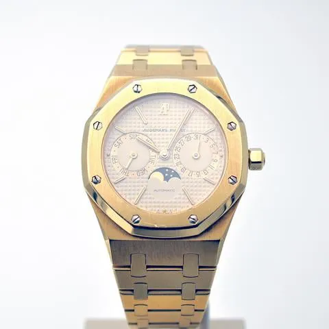 Audemars Piguet Royal Oak 25594BA 36mm Yellow gold White 1