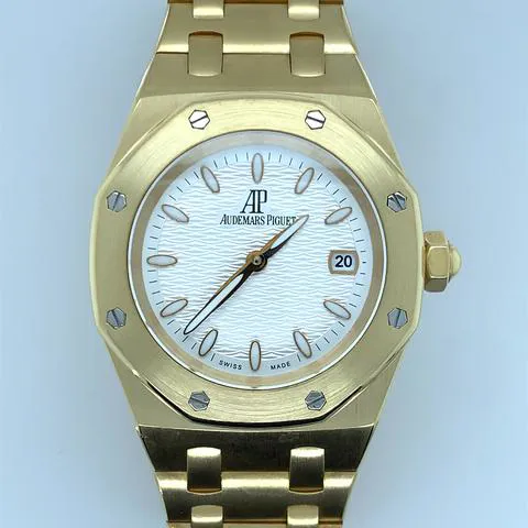 Audemars Piguet Royal Oak Lady 67600BA.OO.1210BA.01 Yellow gold White