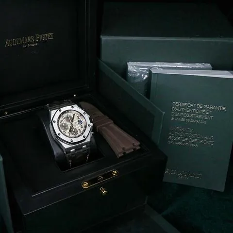 Audemars Piguet Royal Oak Offshore 26470ST.OO.A801CR.01 42mm Stainless steel Beige 3