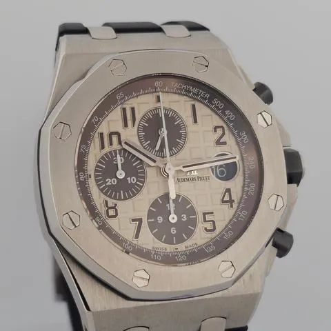 Audemars Piguet Royal Oak Offshore 26470ST.OO.A801CR.01 42mm Stainless steel Beige