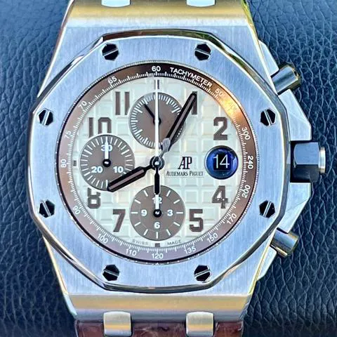 Audemars Piguet Royal Oak Offshore 26470ST.OO.A801CR.01 42mm Stainless steel Beige