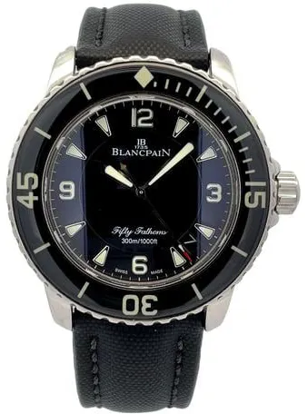 Blancpain Fifty Fathoms 5015-1130-52 45mm Stainless steel Black