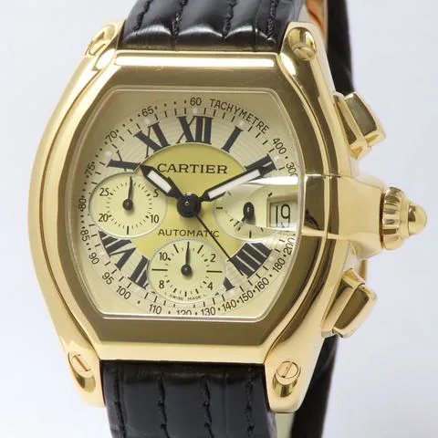 Cartier Roadster 2619 48mm Yellow gold Champagne 9