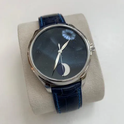 H. Moser & Cie. Endeavour 1801-1201 42mm Stainless steel Blue