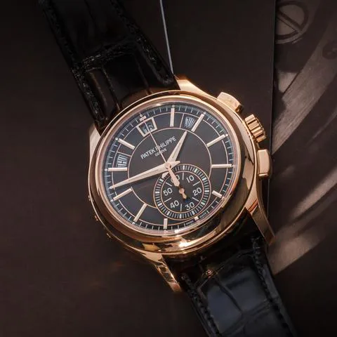 Patek Philippe Annual Calendar Chronograph 5905R-001 42mm Rose gold Brown 13