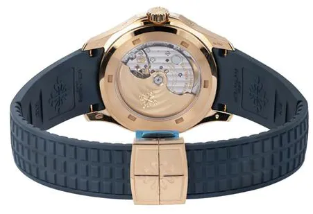 Patek Philippe Aquanaut 5261R-001 40mm Rose gold Blue 2