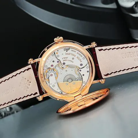 Patek Philippe Calatrava 5054R Rose gold White 6