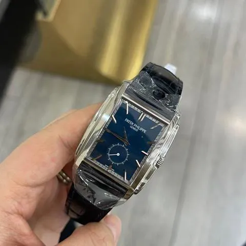 Patek Philippe Gondolo 5124G-011 33.5mm White gold Blue 2