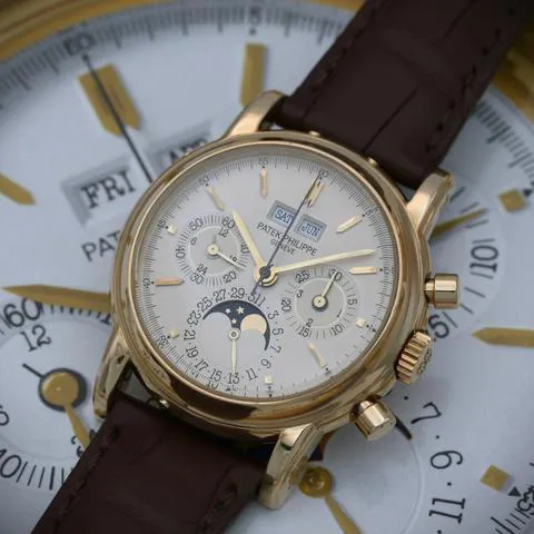 Patek Philippe Perpetual Calendar Chronograph 3970E 36mm Yellow gold Silver 1