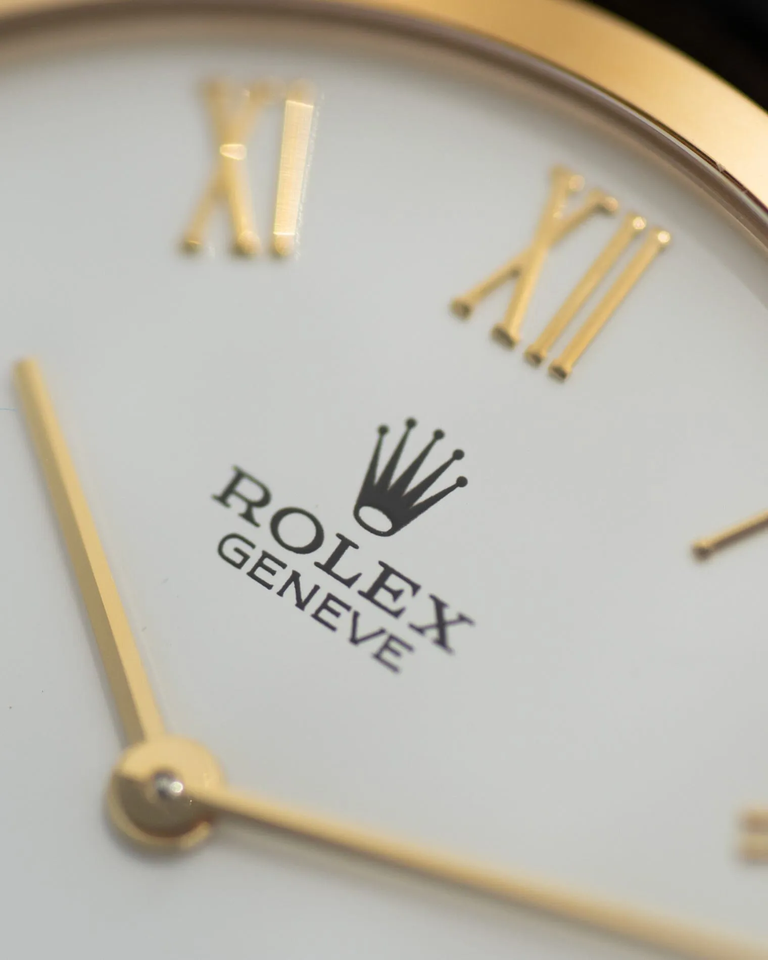 Rolex Cellini 4112 32mm Yellow gold White 6