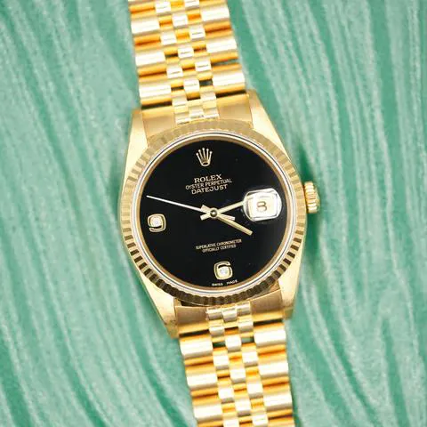 Rolex Datejust 36 16238 36mm Yellow gold Black 5