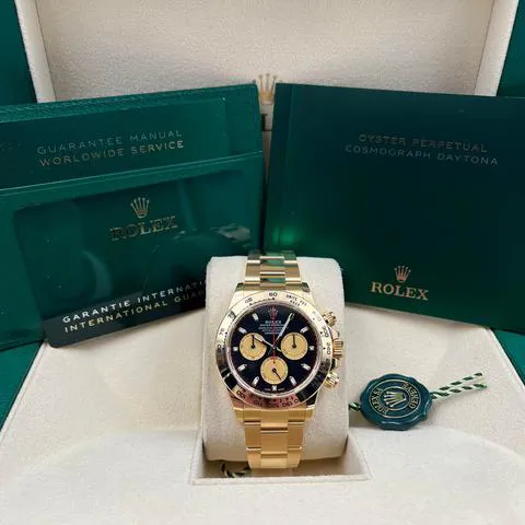 Rolex Daytona 116508 40mm Yellow gold Black