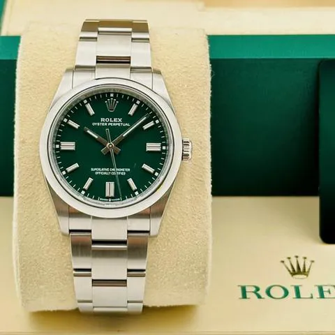 Rolex Oyster Perpetual 36 126000 36mm Stainless steel Green