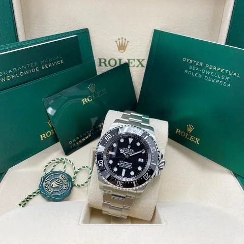 Rolex Sea-Dweller Deepsea 126660 44mm Stainless steel Black