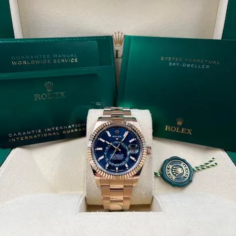 Rolex Sky-Dweller 336935 42mm Rose gold Blue