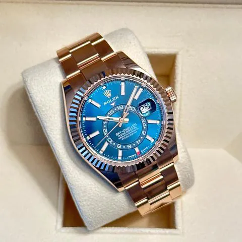 Rolex Sky-Dweller 336935 Rose gold Blue