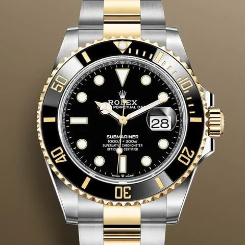 Rolex Submariner 126613LN 41mm Yellow gold and Stainless steel Black