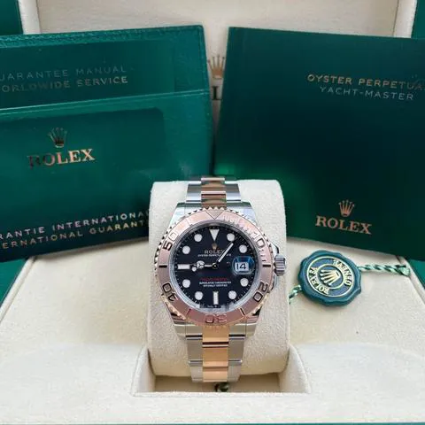 Rolex Yacht-Master 40 126621 40mm Yellow gold and Stainless steel Black