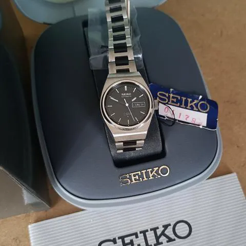 Seiko Hi-Beat 2206-0770 24mm Stainless steel Black 8