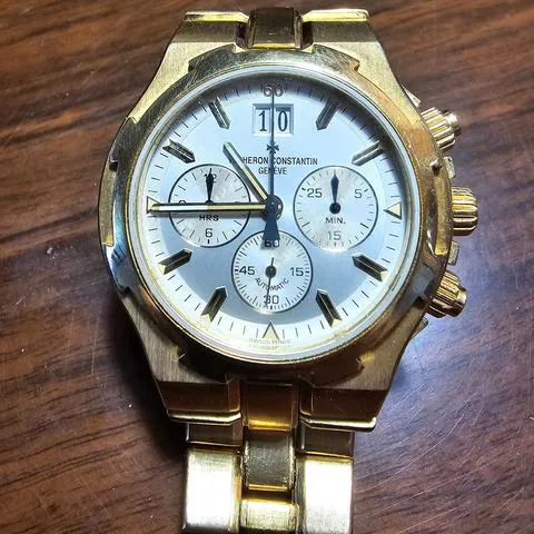 Vacheron Constantin Overseas Chronograph 49140 40mm Yellow gold Silver 14