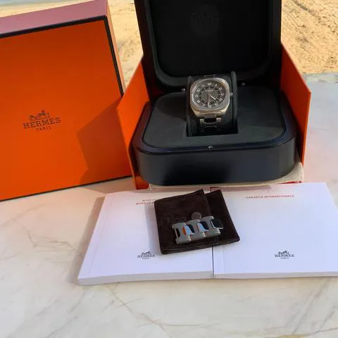 Hermès Cape Cod W049427WW00 Titanium Gray