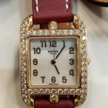 Hermès Cape Cod CC1.289 Yellow gold Mother-of-pearl