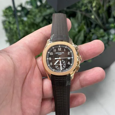 Patek Philippe Aquanaut 5968R-001 42mm Rose gold Brown 3