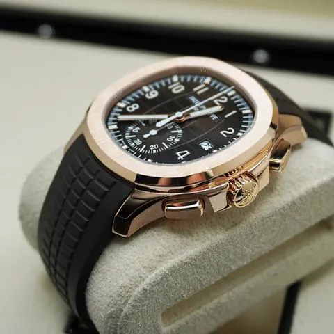 Patek Philippe Aquanaut 5968R-001 42mm Rose gold Brown 3