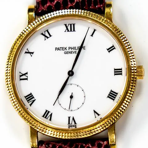 Patek Philippe Calatrava 3919J 33mm Yellow gold White