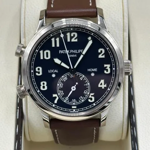 Patek Philippe Calatrava Pilot Travel Time 5524G-001 42mm White gold Blue