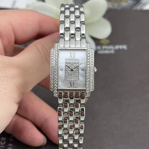 Patek Philippe Gondolo 4825/100 White gold Mother-of-pearl