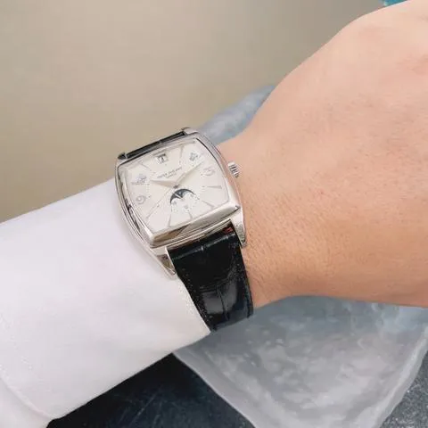 Patek Philippe Gondolo 5135G-001 51mm White gold Silver