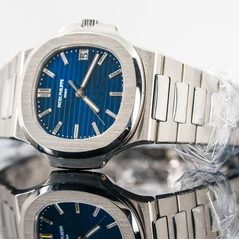 Patek Philippe Nautilus 5711/1A 40mm Platinum Blue 1