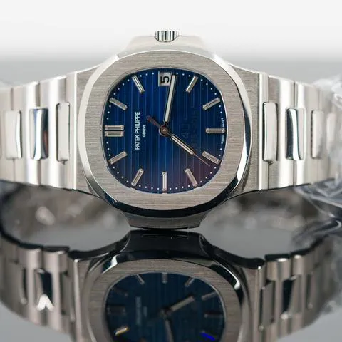 Patek Philippe Nautilus 5711/1A 40mm Platinum Blue 2