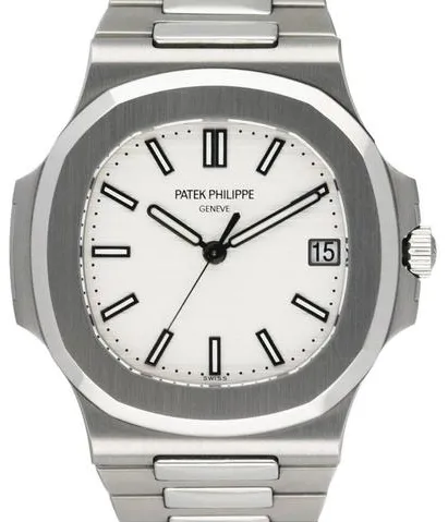 Patek Philippe Nautilus 5711/1A 40mm Stainless steel White