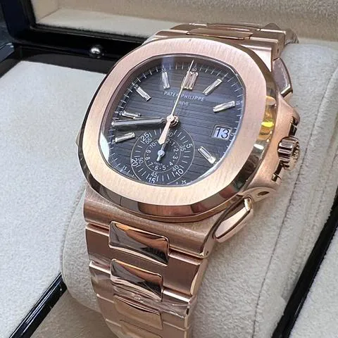 Patek Philippe Nautilus 5980/1R-001 40.5mm Rose gold Black 1