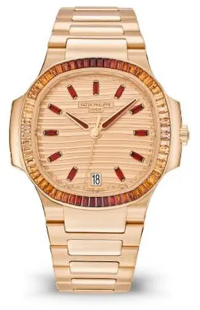 Patek Philippe Nautilus 7118/1300R-001 35mm Rose gold Gold