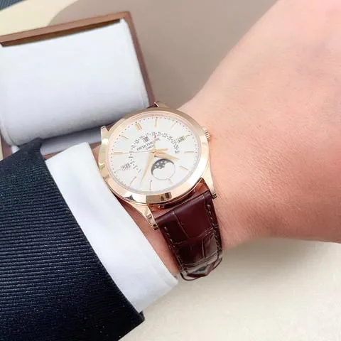 Patek Philippe Perpetual Calendar 5496R-001 39.5mm Rose gold Silver