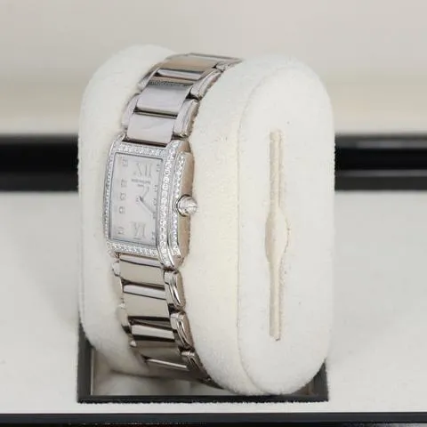 Patek Philippe Twenty~4 4908/200G-011 22mm White gold White 6