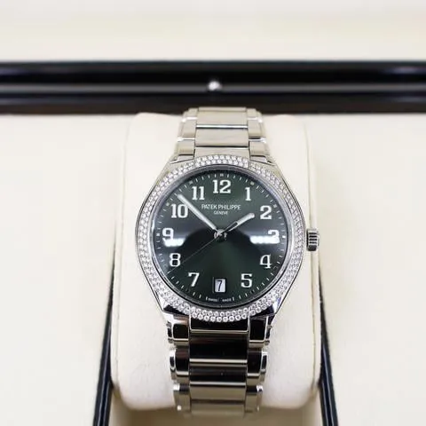 Patek Philippe Twenty~4 7300/1200A-011 36mm Stainless steel Green