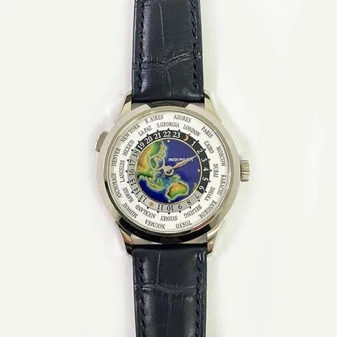 Patek Philippe World Time 5231G-001 38.5mm White gold Silver 1